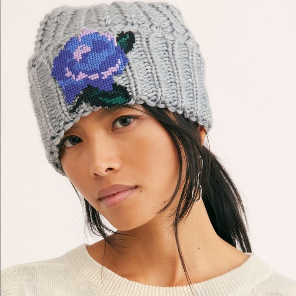 FREE PEOPLE Everything Rosy Beanie NWOT OS Grey - Picture 3 of 6